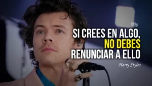 +33 Motivadoras Frases de Harry Styles: Traducidas para sus Fans